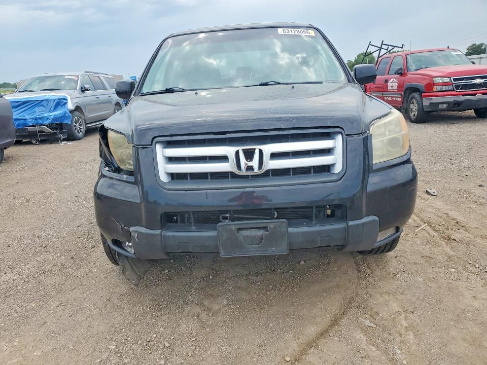 Photo 5 from auction – 2006 HONDA PILOT with VIN 5FNYF18776B003156