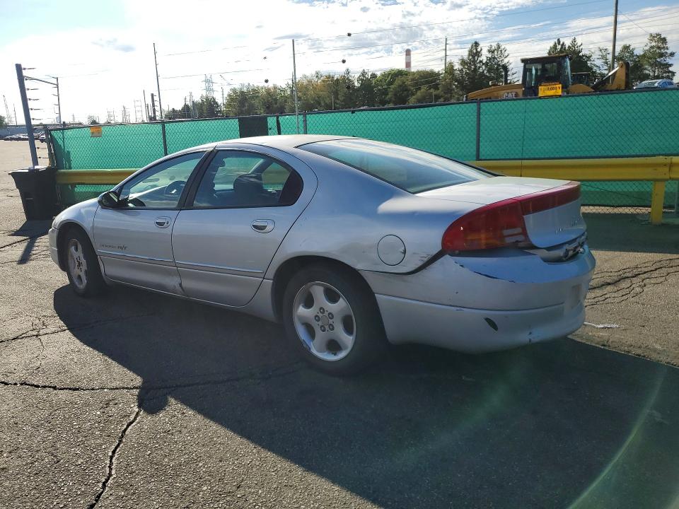 Photo 2 from auction – 2000 DODGE INTREPID with VIN 2B3HD76V2YH387971