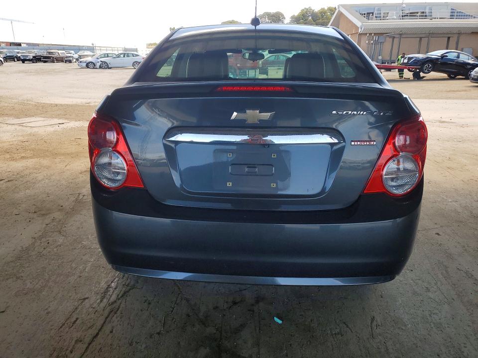 Photo 6 from auction – 2016 CHEVROLET SONIC with VIN 1G1JE5SBXG4147620