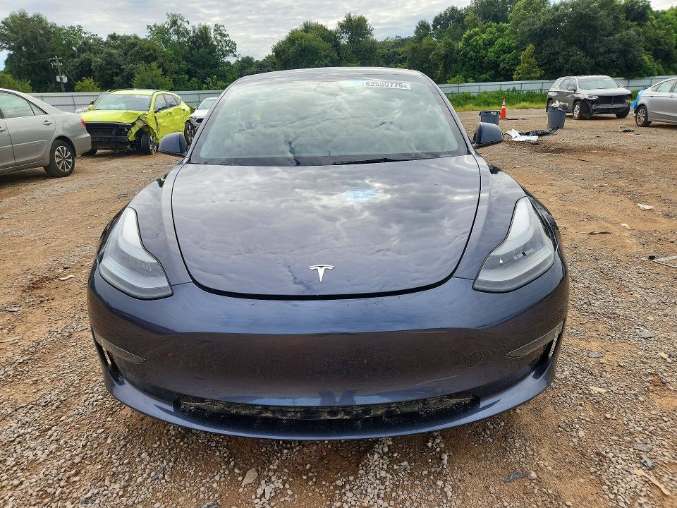 Photo 5 from auction – 2022 TESLA MODEL 3 with VIN 5YJ3E1EA5NF102781