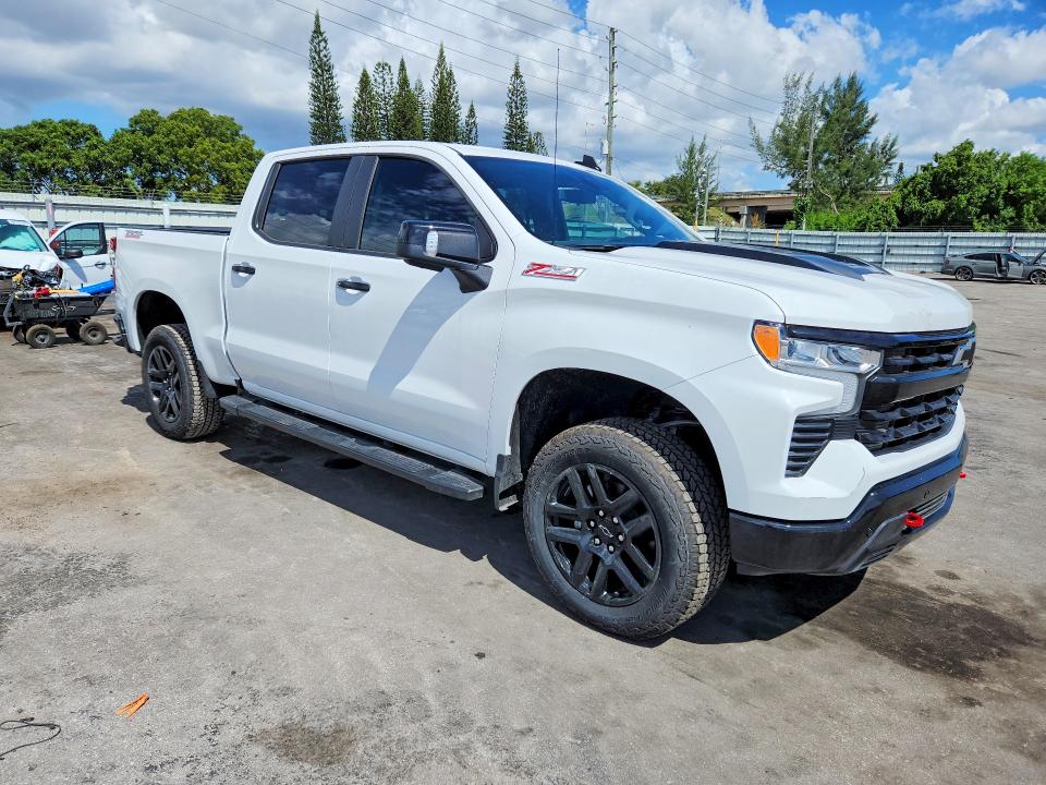 Photo 4 from auction – 2026 CHEVROLET SILVERADO with VIN 3GCUKFED4TG303471