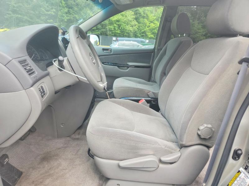 Photo 7 from auction – 2005 TOYOTA SIENNA with VIN 5TDZA23C55S340111