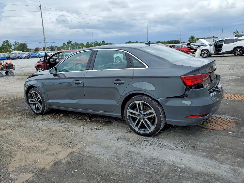 Photo 2 from auction – 2019 AUDI A3 with VIN WAUBEGFFXK1020751
