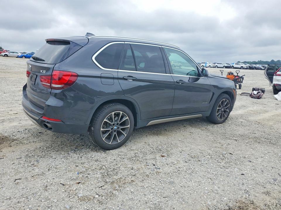 Foto 3 de la subasta – 2017 BMW X5 con VIN 5UXKR2C3XH0U24778