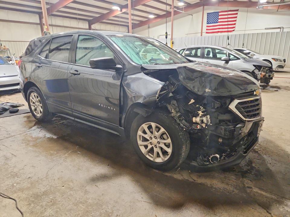 Photo 4 from auction – 2020 CHEVROLET EQUINOX with VIN 3GNAXHEV5LS670277