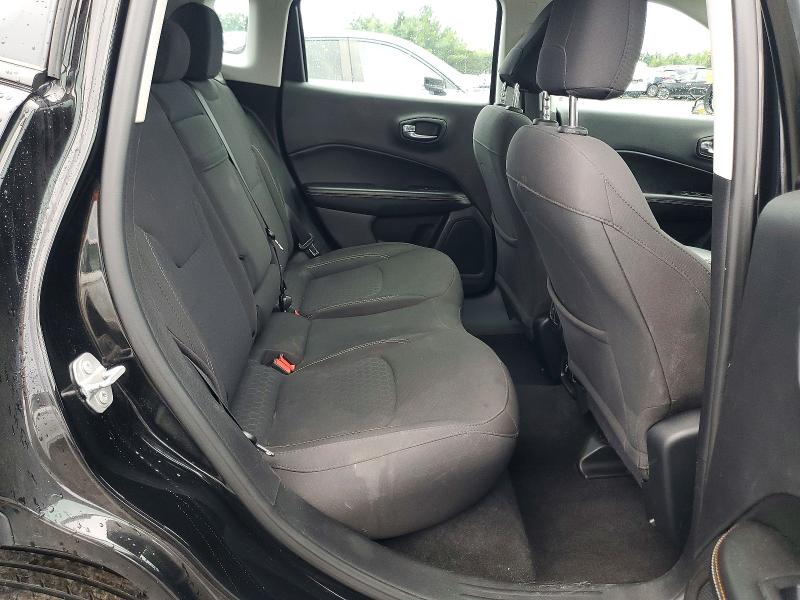 Photo 11 from auction – 2019 JEEP COMPASS with VIN 3C4NJDAB5KT792579