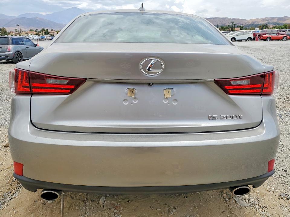 Photo 6 from auction – 2016 LEXUS IS with VIN JTHBA1D2XG5028620