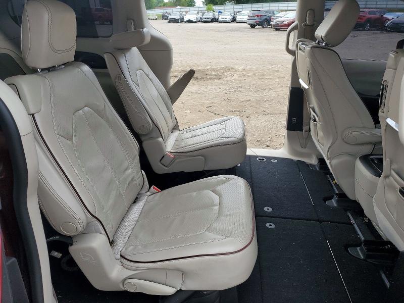 Photo 11 from auction – 2017 CHRYSLER PACIFICA with VIN 2C4RC1GG8HR533111