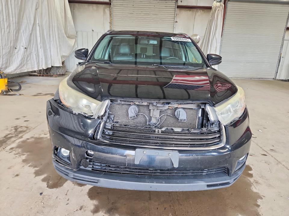 Photo 5 from auction – 2014 TOYOTA HIGHLANDER with VIN 5TDJKRFH1ES038230