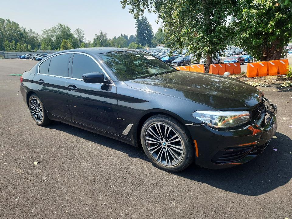 Photo 4 from auction – 2019 BMW 530 with VIN WBAJA5C58KWA58184