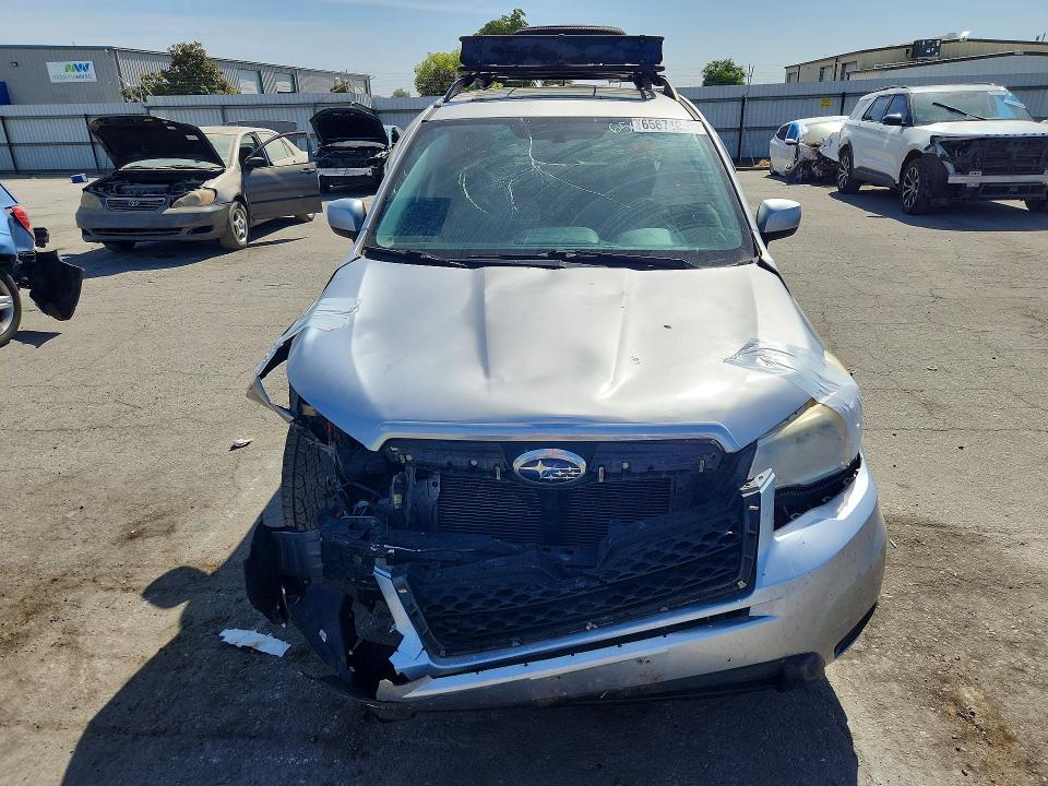 Photo 5 from auction – 2015 SUBARU FORESTER with VIN JF2SJADC8FH442309