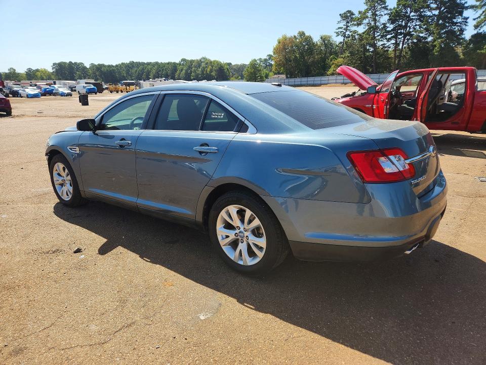 Photo 2 from auction – 2010 FORD TAURUS with VIN 1FAHP2EW7AG165257