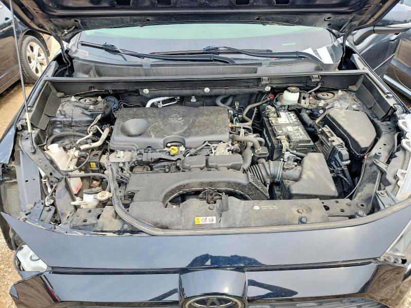 Photo 11 from auction – 2019 TOYOTA RAV4 with VIN JTMG1RFV0KD034857