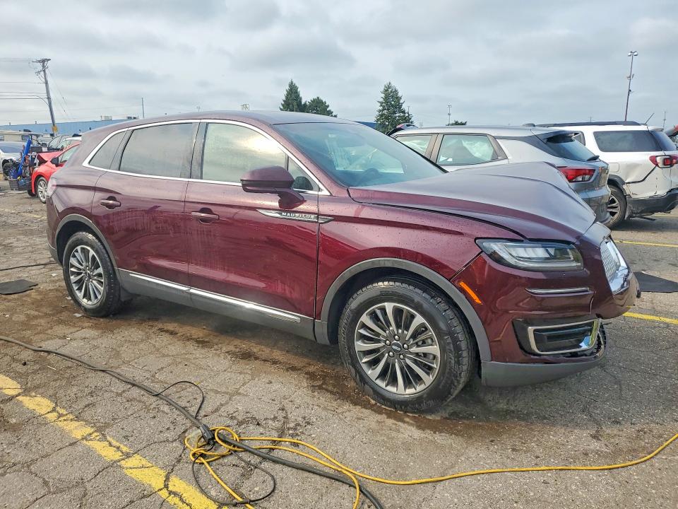 Photo 4 from auction – 2020 LINCOLN NAUTILUS with VIN 2LMPJ8J91LBL27713