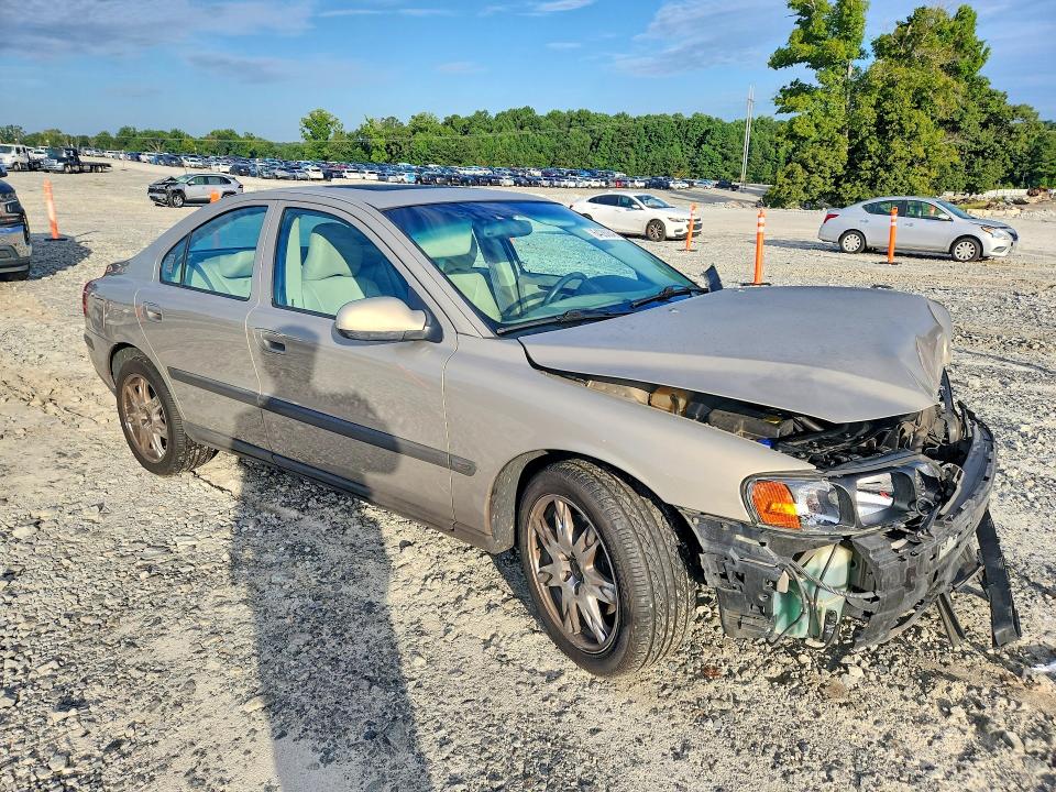 Photo 4 from auction – 2002 VOLVO S60 with VIN YV1RH58D722117483