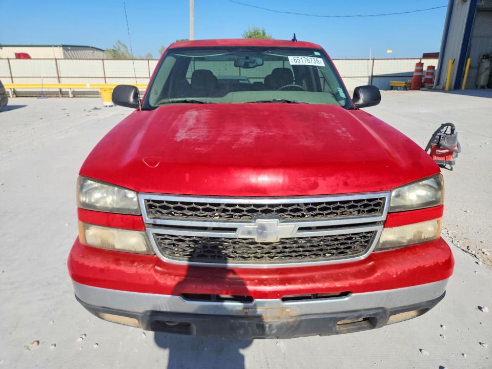 Photo 5 from auction – 2006 CHEVROLET SILVERADO with VIN 1GCEC19T16Z113329