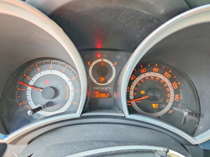 Photo 9 from auction – 2015 SCION TC with VIN JTKJF5C72FJ013546