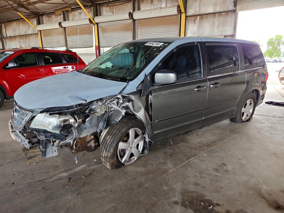 Photo 1 from auction – 2010 VOLKSWAGEN ROUTAN with VIN 2V4RW3D10AR306235