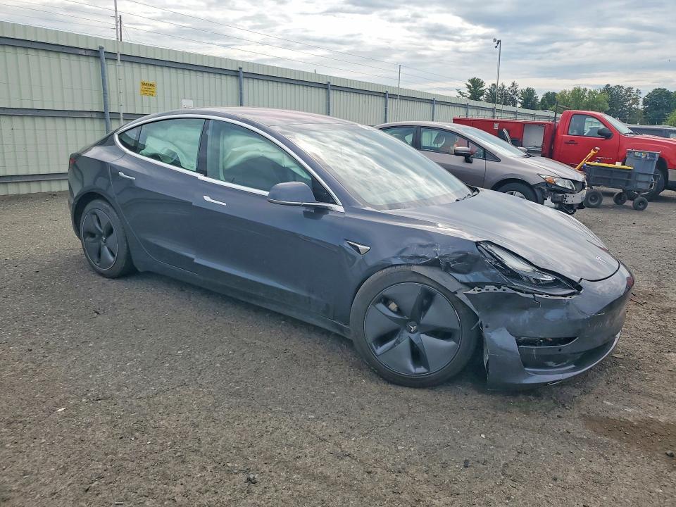 Photo 4 from auction – 2018 TESLA MODEL 3 with VIN 5YJ3E1EB3JF087099