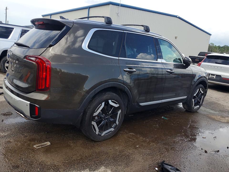 Снимка 3 от търг – 2024 KIA TELLURIDE с VIN 5XYP64GC3RG514825