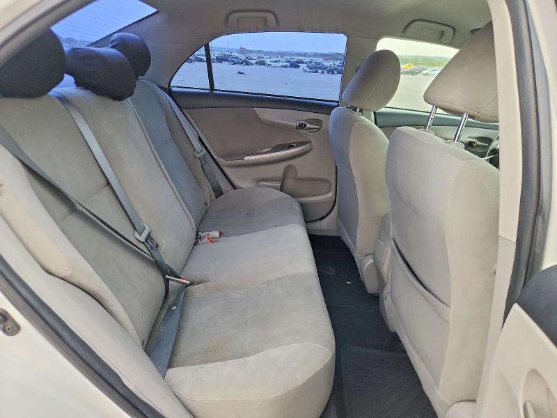 Photo 10 from auction – 2013 TOYOTA COROLLA with VIN 2T1BU4EE5DC001570