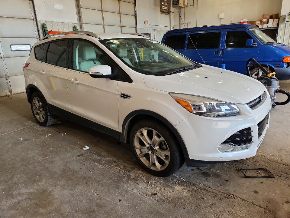Photo 4 from auction – 2014 FORD ESCAPE with VIN 1FMCU0JX7EUC21524