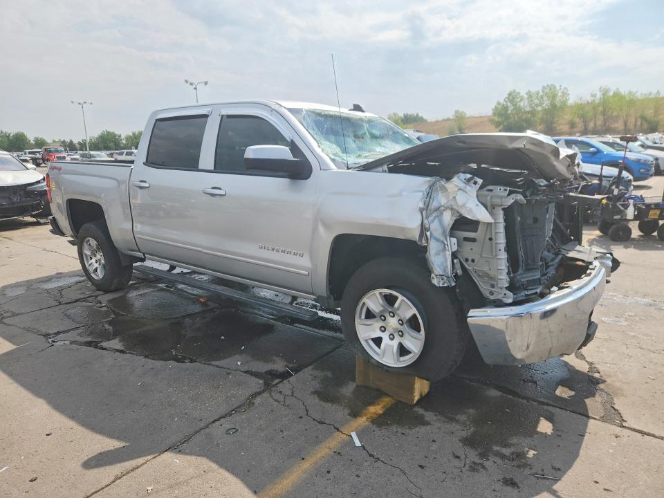 Photo 4 from auction – 2015 CHEVROLET SILVERADO with VIN 3GCUKRECXFG126020