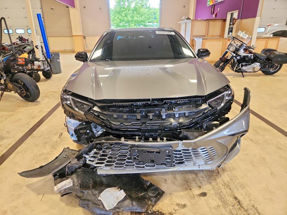 Photo 5 from auction – 2026 TOYOTA CAMRY with VIN 4T1DBADK2TU055197