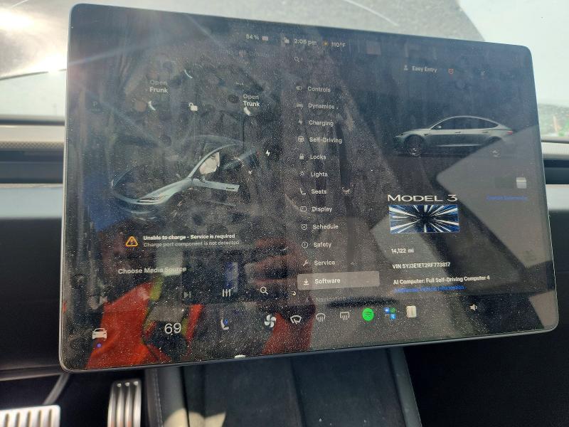 Снимка 9 от търг – 2024 TESLA MODEL 3 с VIN 5YJ3E1ET2RF773817