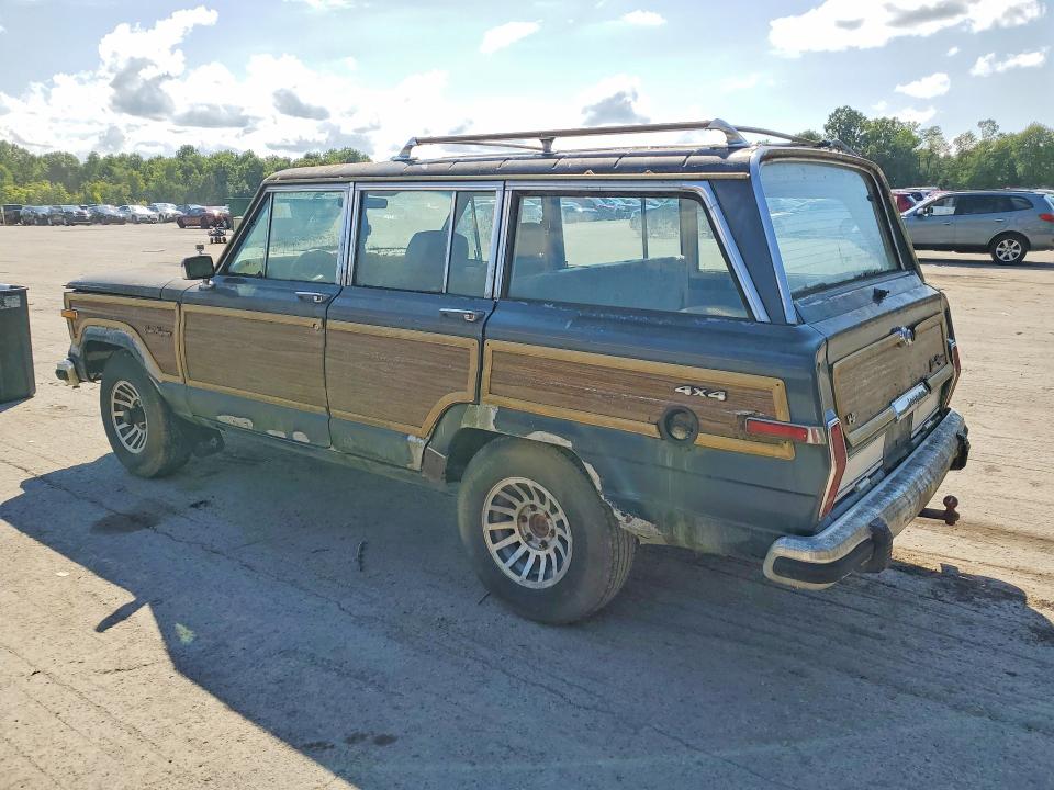 Photo 2 from auction – 1989 JEEP GRAND WAGONEER with VIN 1J4GS5878KP108622
