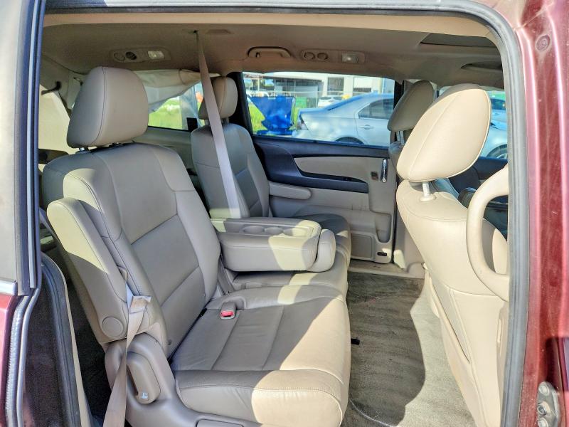 Photo 11 from auction – 2015 HONDA ODYSSEY with VIN 5FNRL5H67FB092268