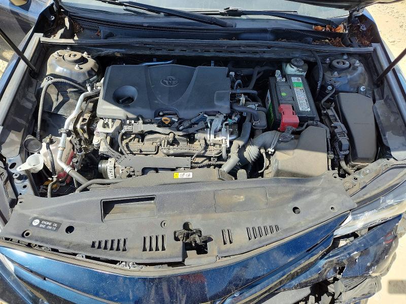 Photo 11 from auction – 2018 TOYOTA CAMRY with VIN 4T1B11HK2JU651928