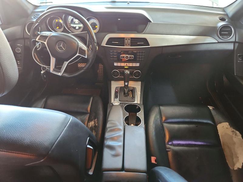 Photo 8 from auction – 2013 MERCEDES-BENZ C with VIN WDDGF4HB4DR270737