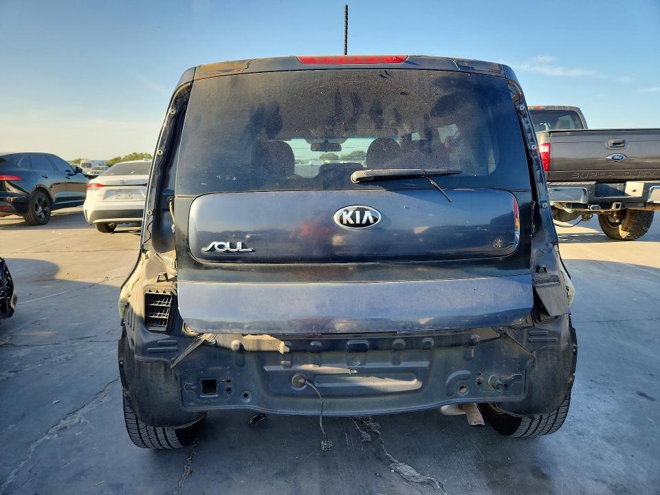Photo 6 from auction – 2015 KIA SOUL with VIN KNDJP3A57F7229108