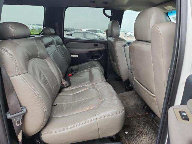 Photo 11 from auction – 2002 CHEVROLET SUBURBAN with VIN 3GNEC16Z22G284066