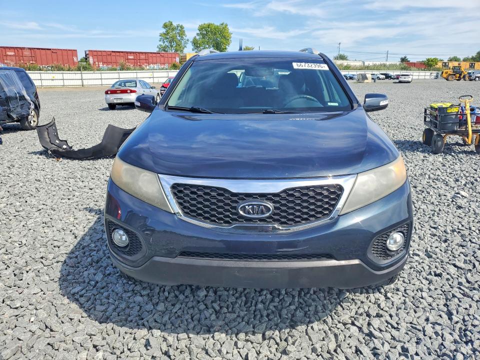 Photo 5 from auction – 2012 KIA SORENTO with VIN 5XYKT3A60CG236103
