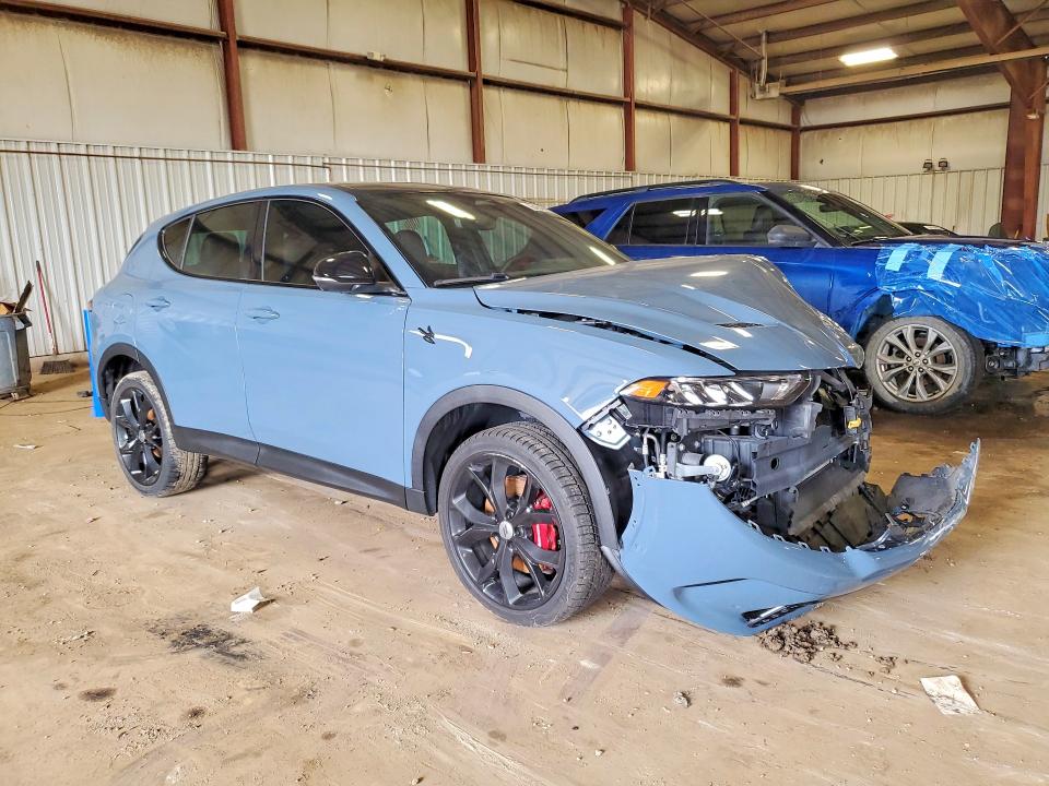 Photo 4 from auction – 2023 DODGE HORNET with VIN ZACNDFBN3P3A06599