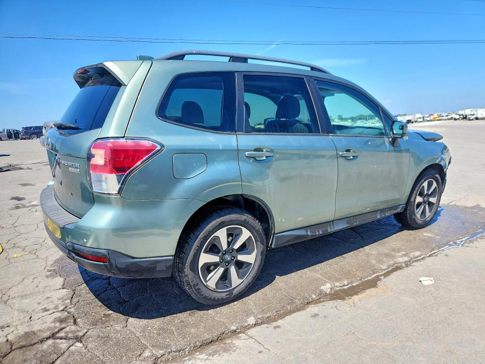 Photo 3 from auction – 2017 SUBARU FORESTER with VIN JF2SJAEC8HH534330