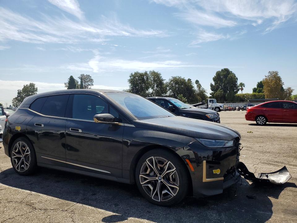 Zdjęcie 4 z aukcji – 2022 BMW IX z VIN WB523CF08NCK54792