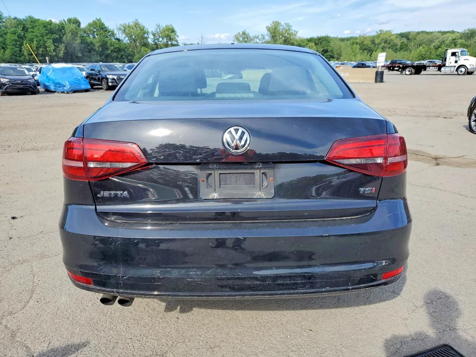 Photo 6 from auction – 2017 VOLKSWAGEN JETTA with VIN 3VW2B7AJ7HM400162