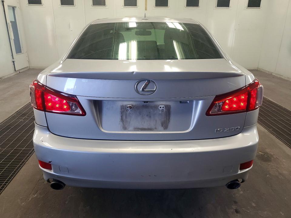 Photo 6 from auction – 2011 LEXUS IS 250 with VIN JTHBF5C23B5156670
