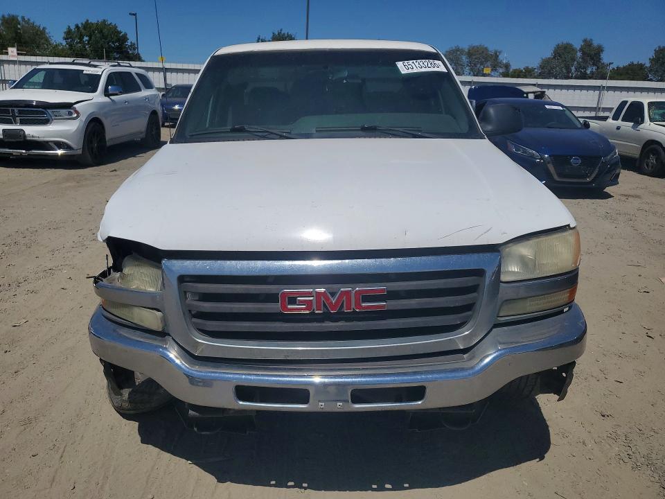 Photo 5 from auction – 2006 GMC NEW SIERRA with VIN 1GTEC19V76Z223853