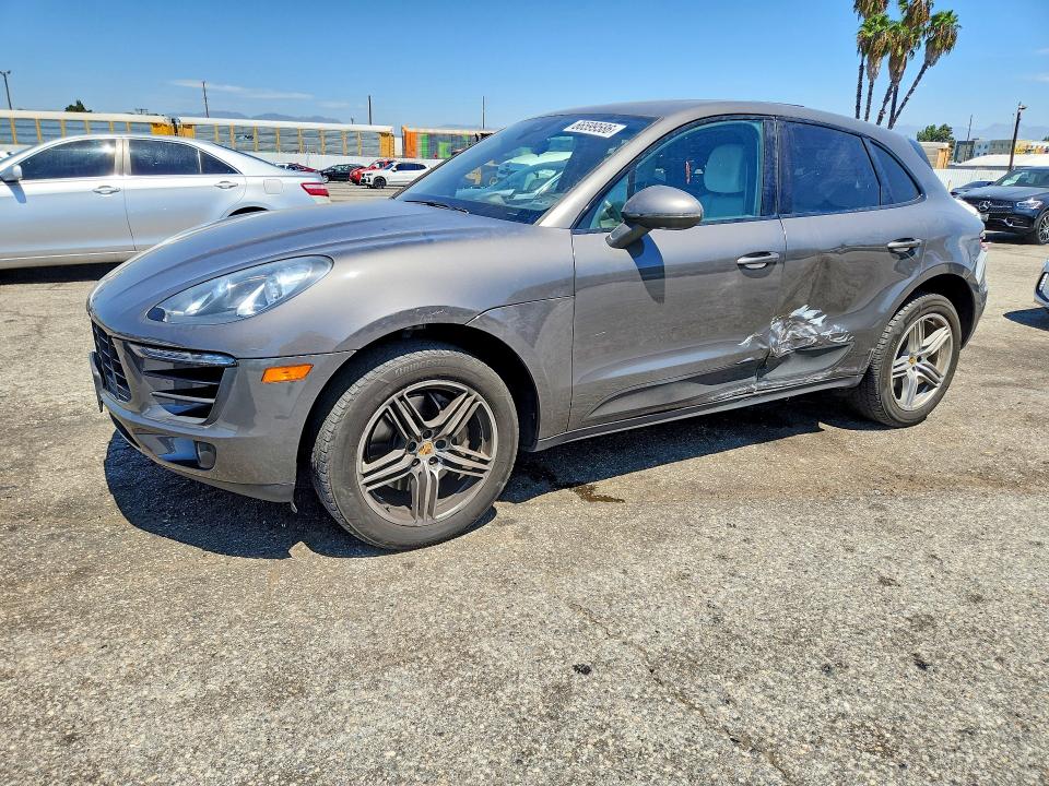2018 PORSCHE MACAN