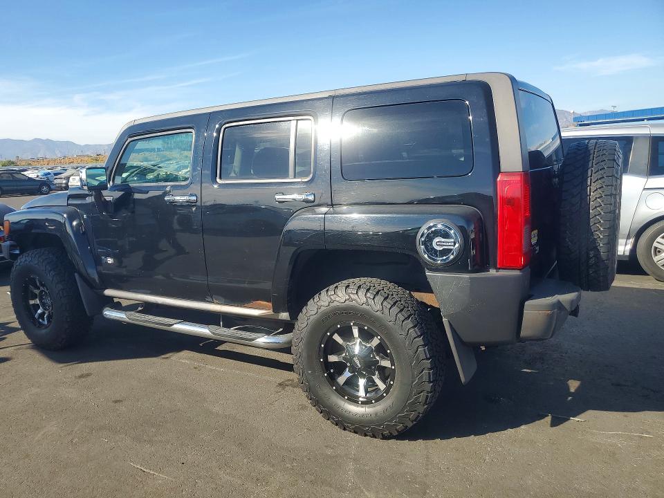 Photo 2 from auction – 2006 HUMMER H3 with VIN 5GTDN136668329894