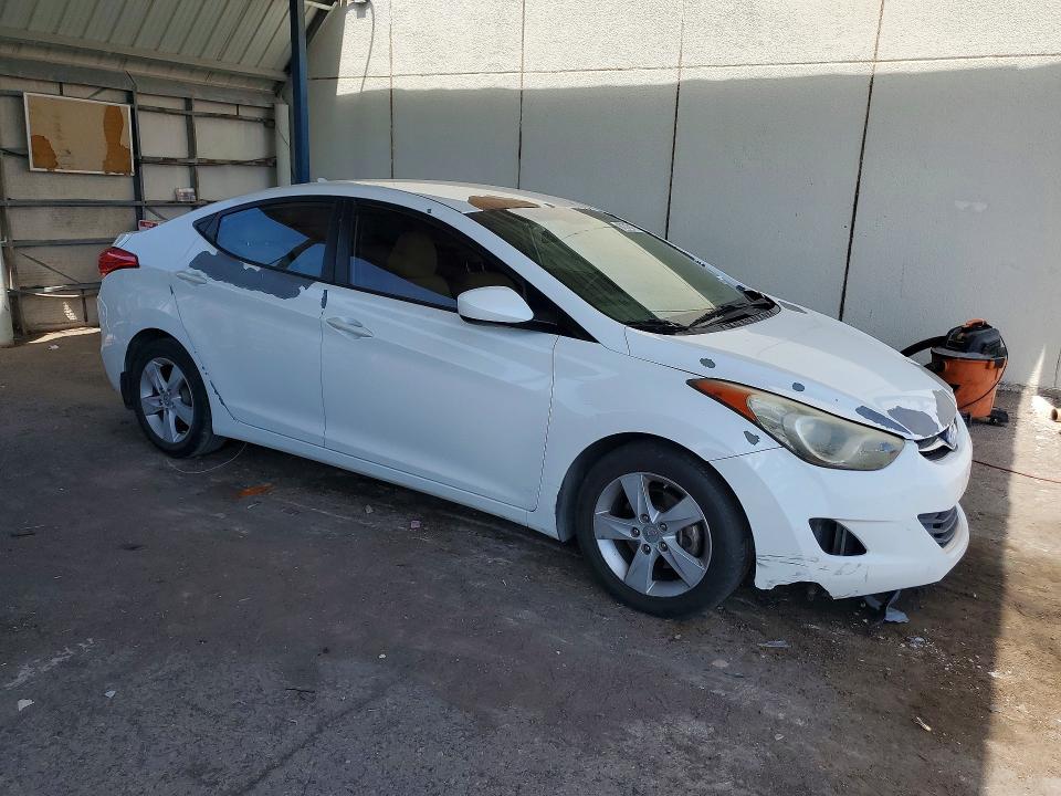 Снимка 4 от търг – 2013 HYUNDAI ELANTRA с VIN 5NPDH4AE7DH288412