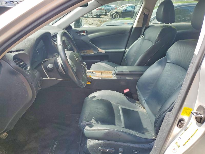 Photo 7 from auction – 2011 LEXUS IS 250 with VIN JTHBF5C25B5155634