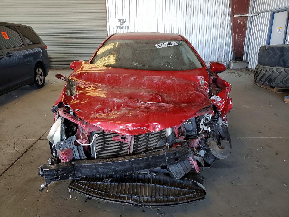 Снимка 5 от търг – 2015 TOYOTA COROLLA с VIN 2T1BURHE8FC435851