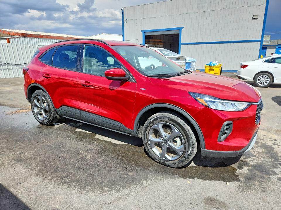 Photo 4 from auction – 2025 FORD ESCAPE with VIN 1FMCU9NA7SUA42146