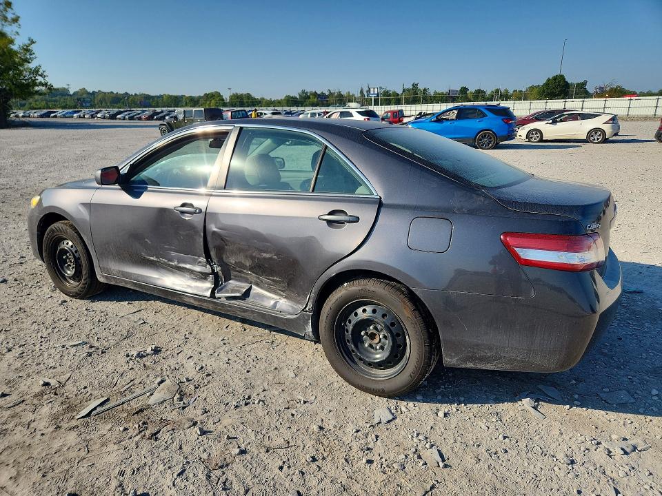 Photo 2 from auction – 2011 TOYOTA CAMRY with VIN 4T4BF3EK2BR171557