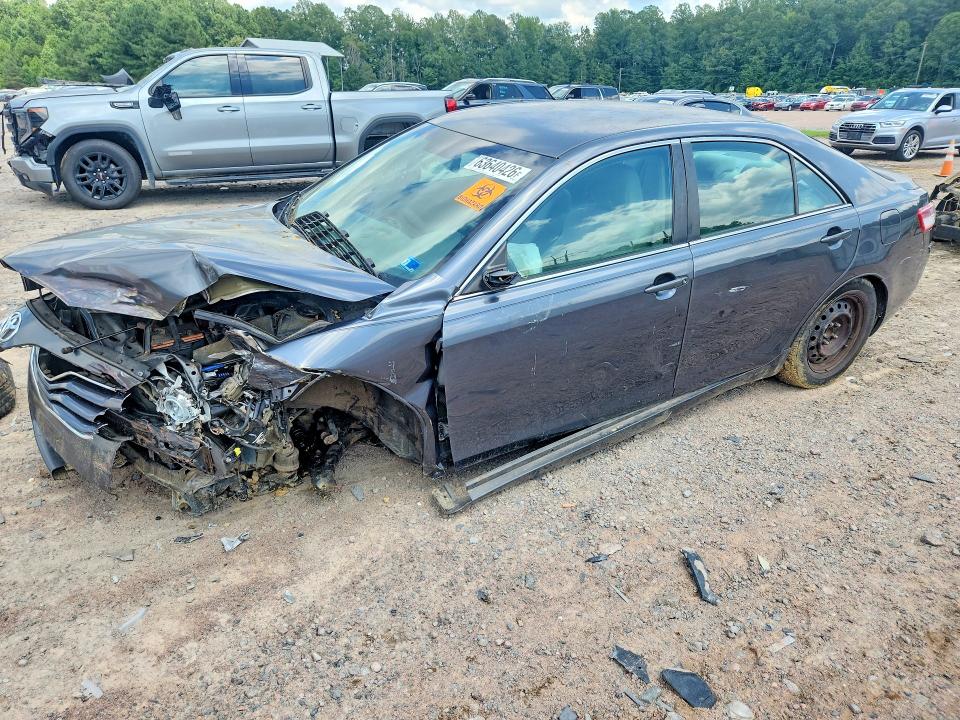 2010 TOYOTA CAMRY - Търг №63640426